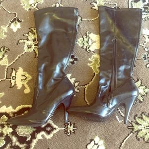 BCBG Girls boots